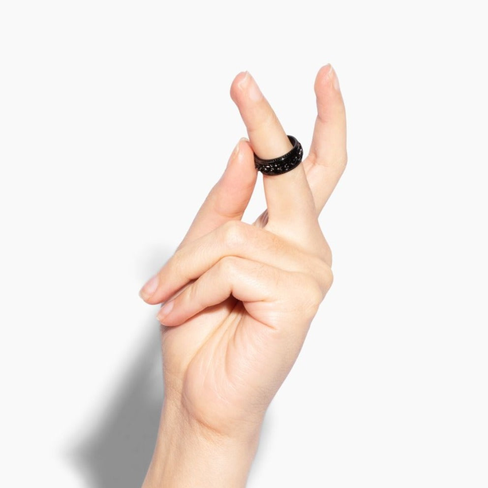 MIDNIGHT CHAIN RING